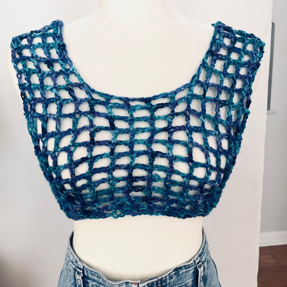 Teeny tiny crop top